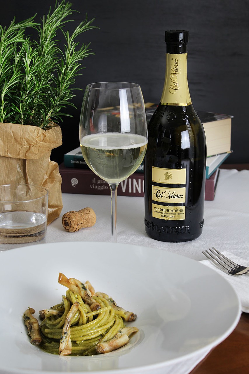 Made in Italy conquers spring tables Made in Italy conquers spring tables