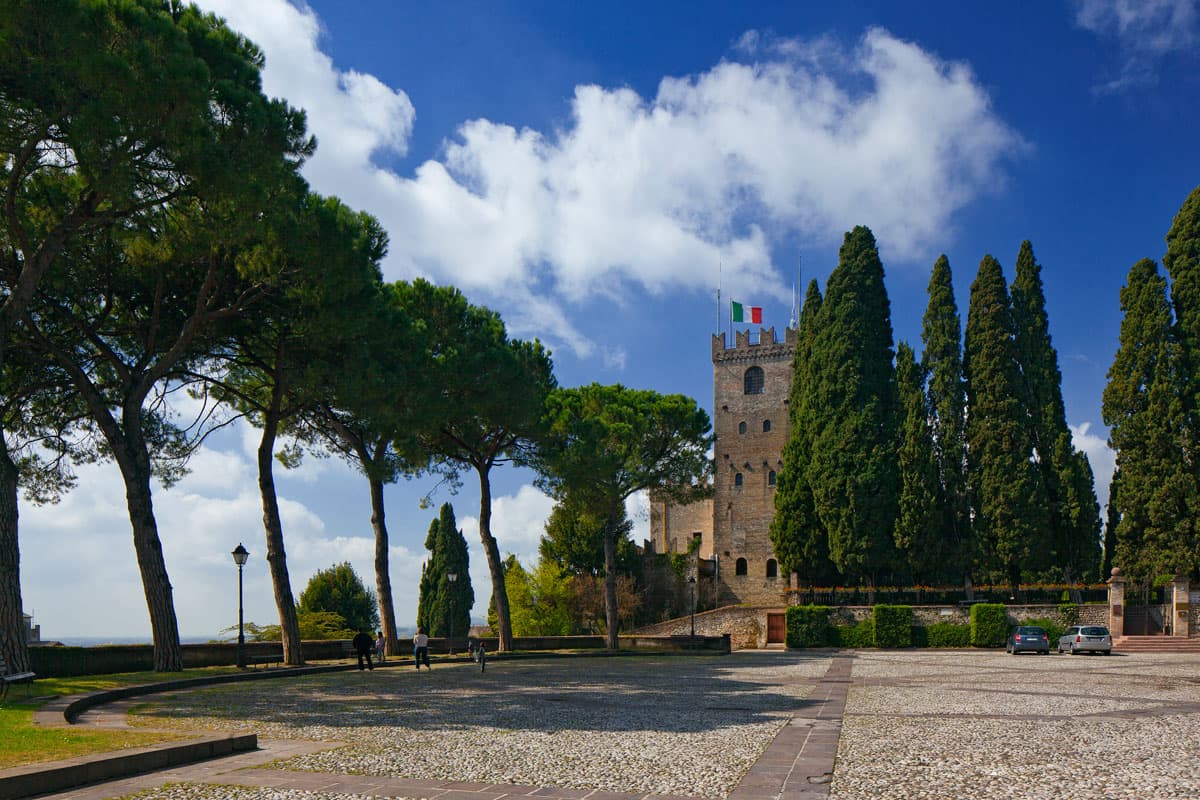 Cosa vedere a Conegliano: arte, storia e colline del Valdobbiadene DOCG Castello di Conegliano